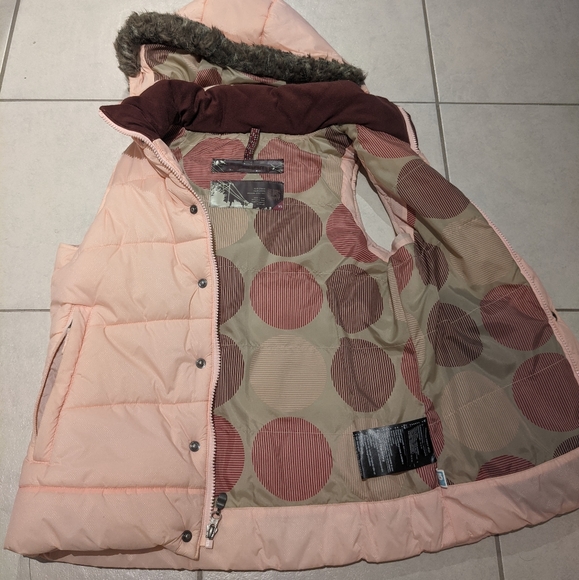 burton rancher puffy vest - Picture 6 of 8